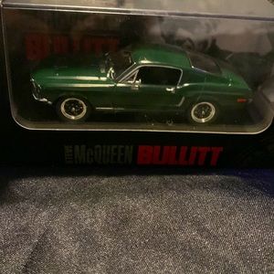 Steve Mc Queen 1968 Mustang replica of the movie bullitt